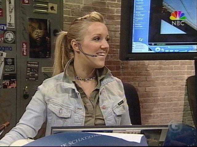 gweni_ew_giga030701_35.jpg