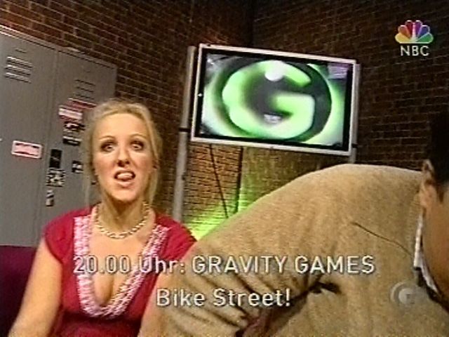 ew_giga040101_67.jpg